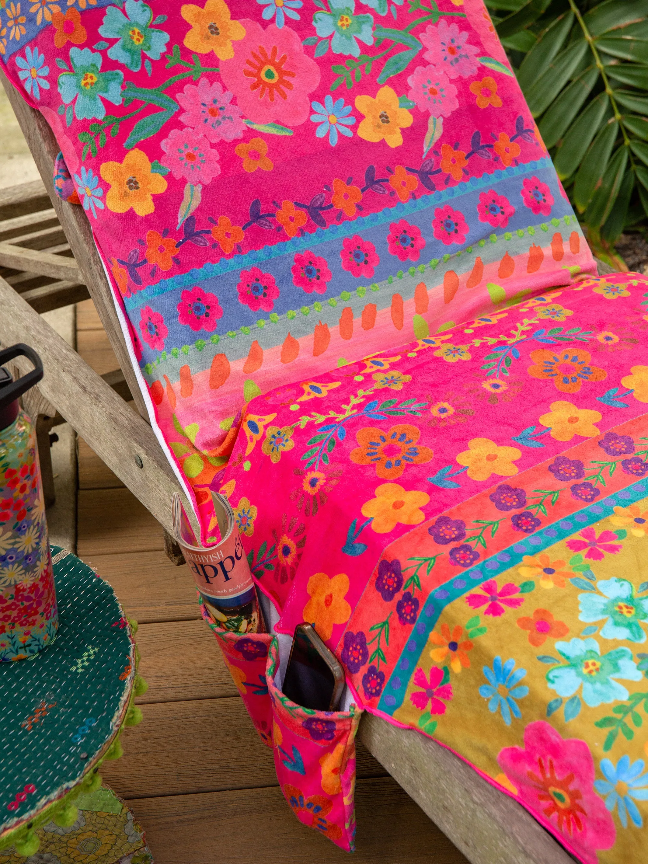 Beach Chair Towel & Tote - Pink Border