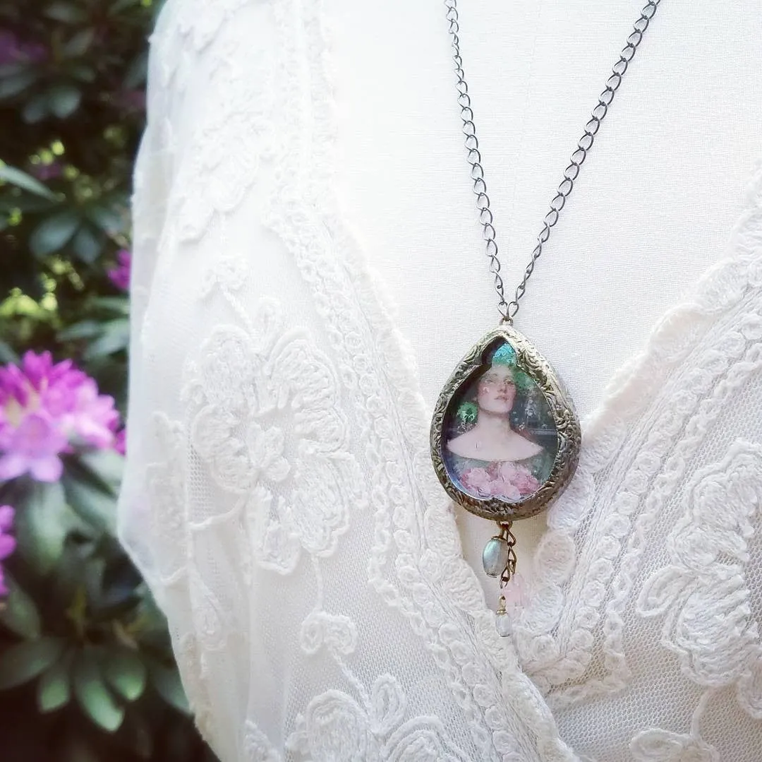 Gather Ye Rosebuds ~ Iridescent Pictorial Shrine Amulet