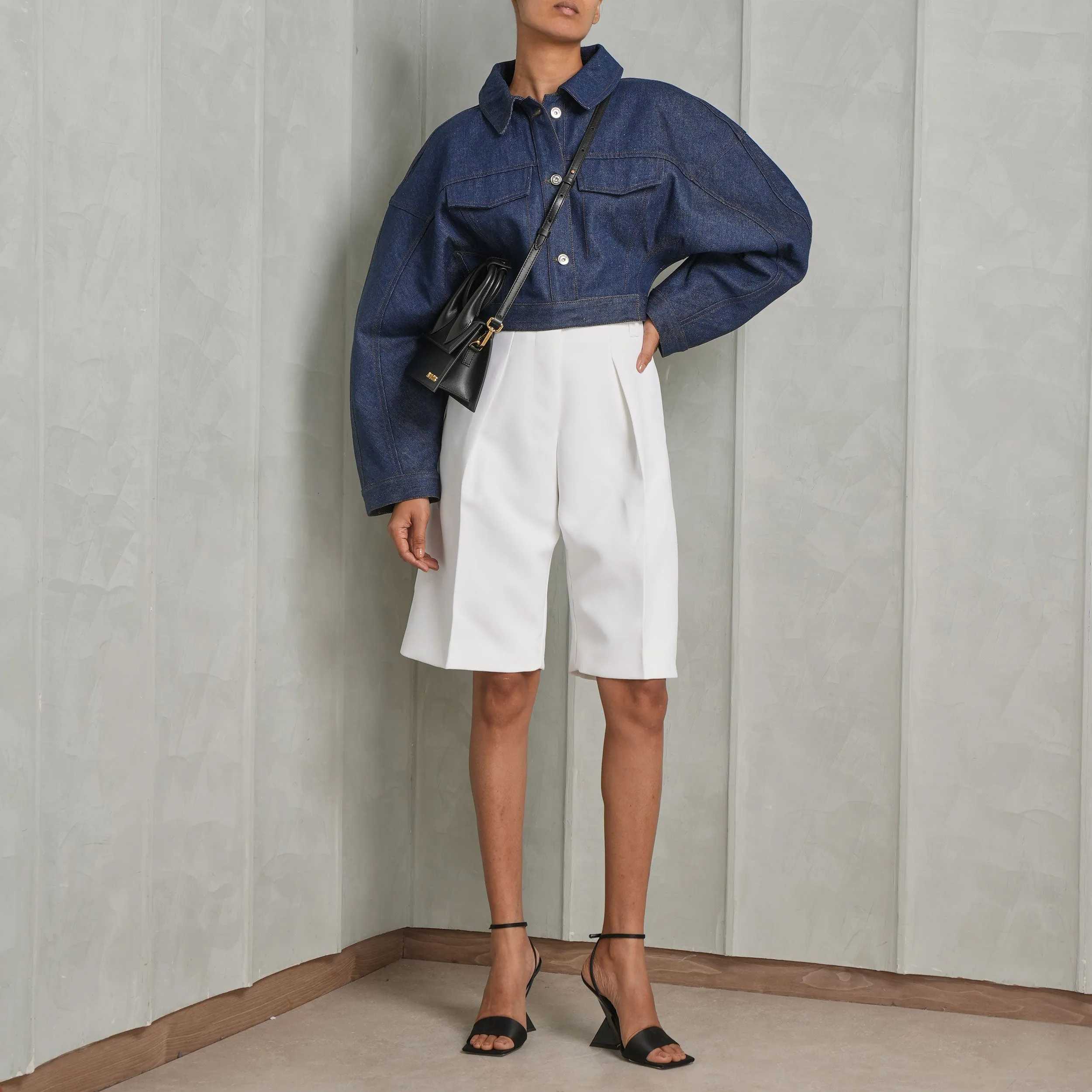 Ovalo Bermuda Shorts